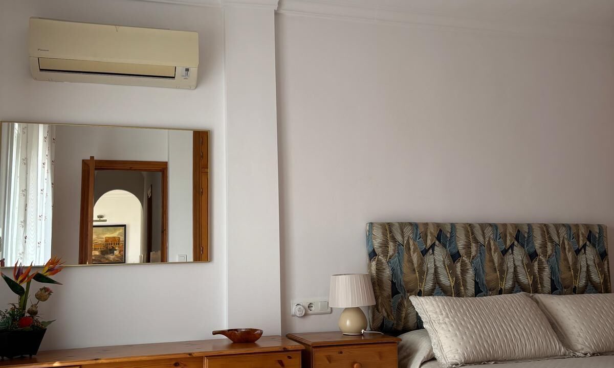Photo of Bedroom in Maro