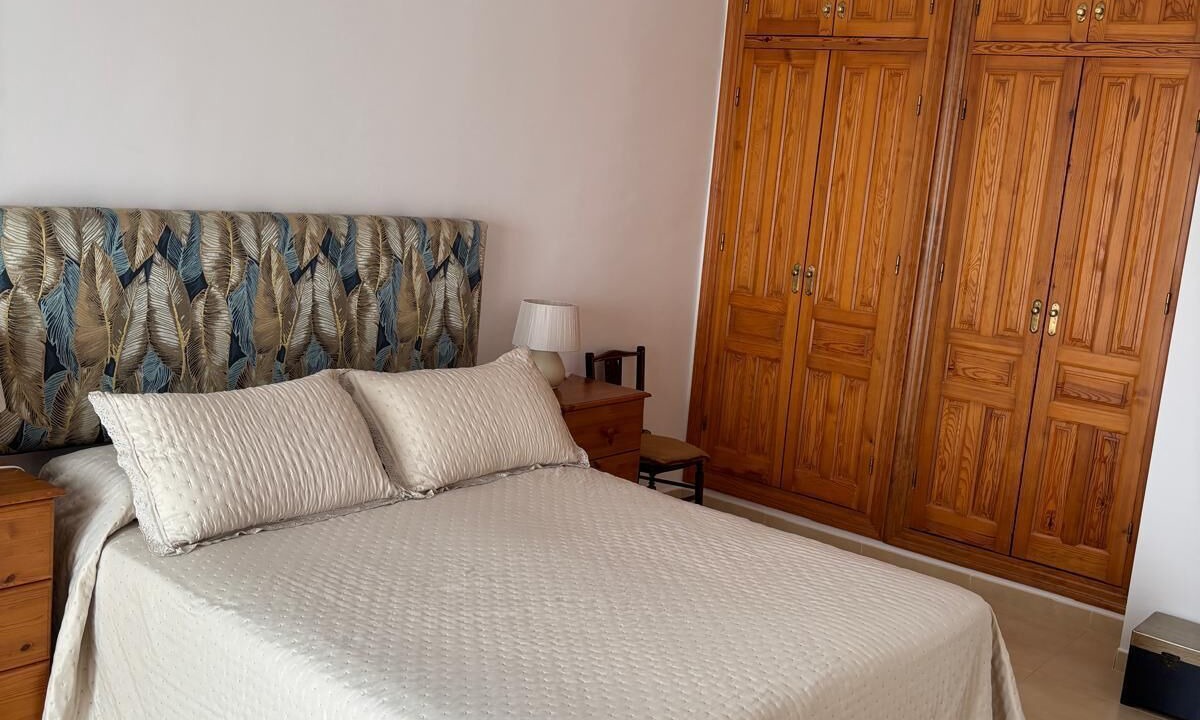Photo of Bedroom in Maro