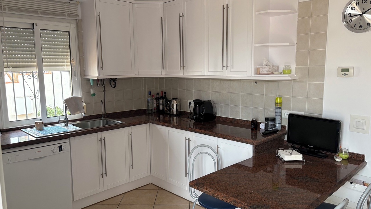 Photo of Kitchen in Maro