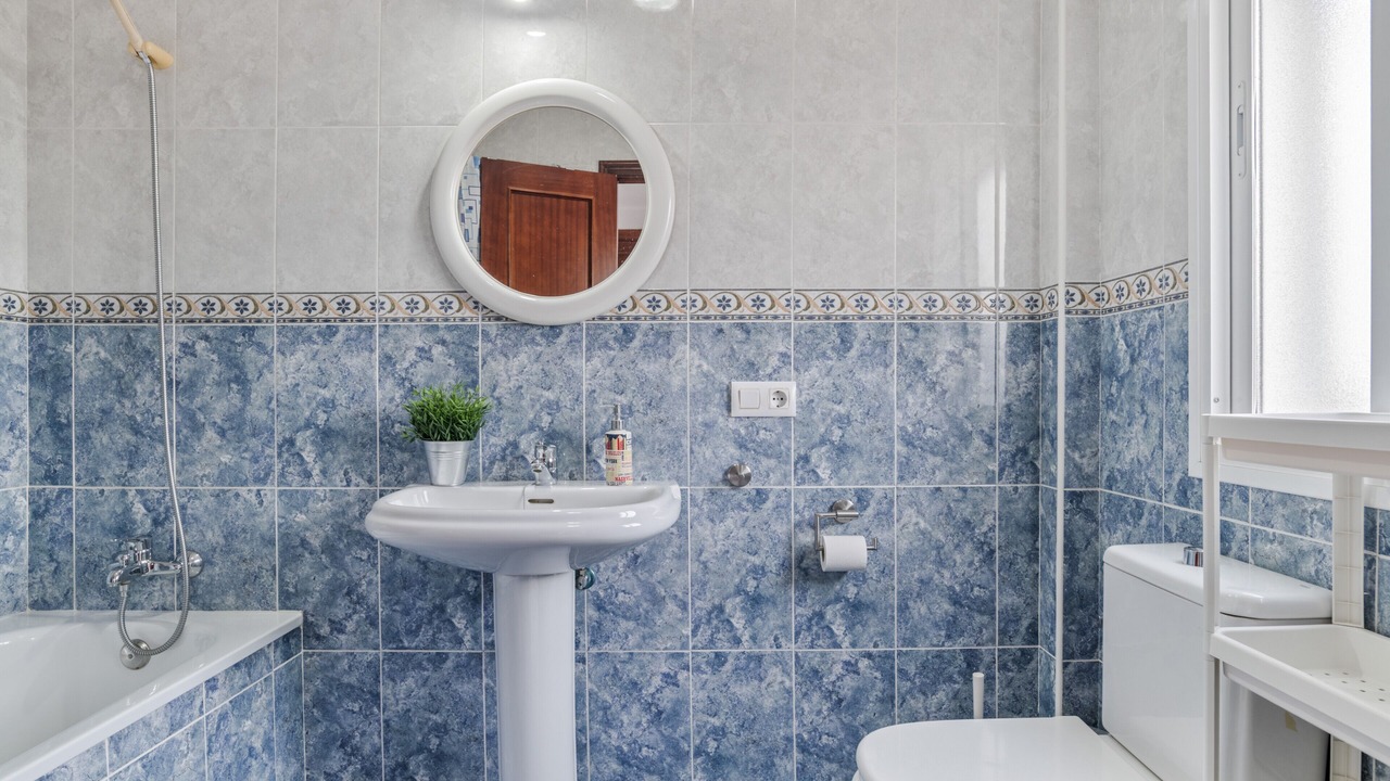 Photo of Bathroom in Alcala de los Gazules