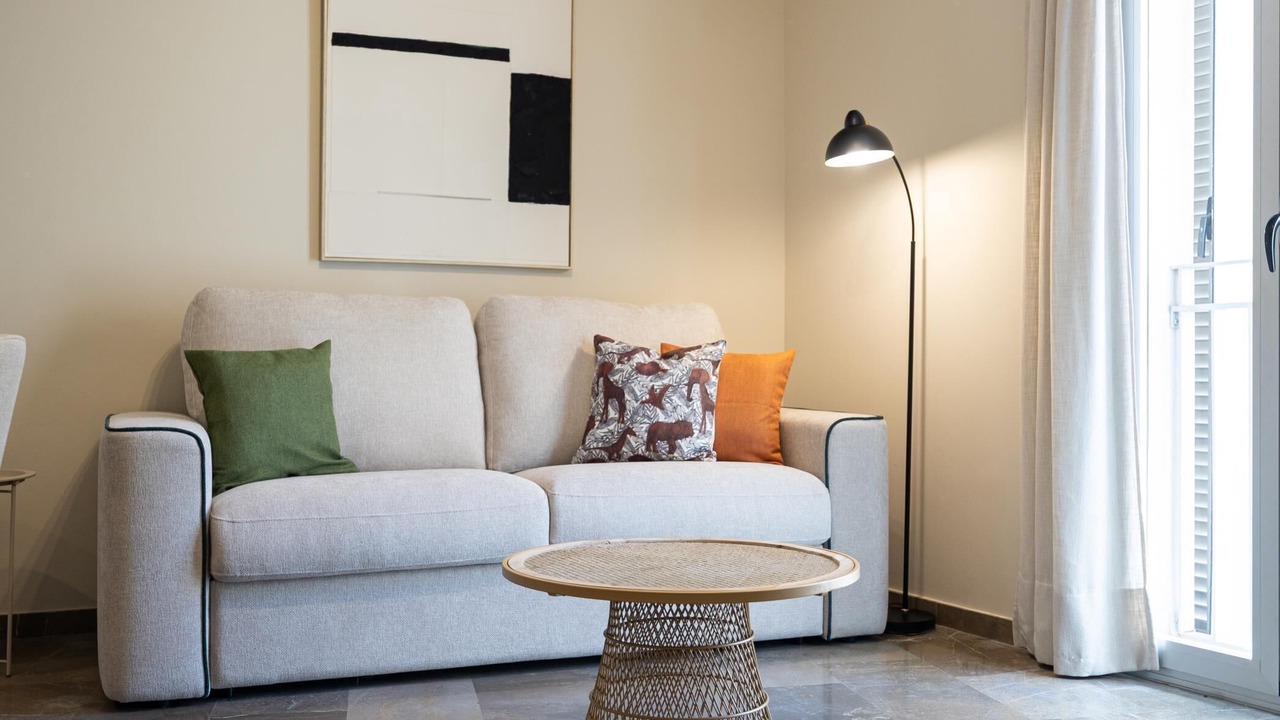 Photo of Livingroom in Central District