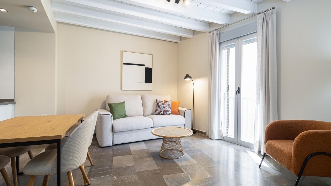 Photo of Livingroom in Central District