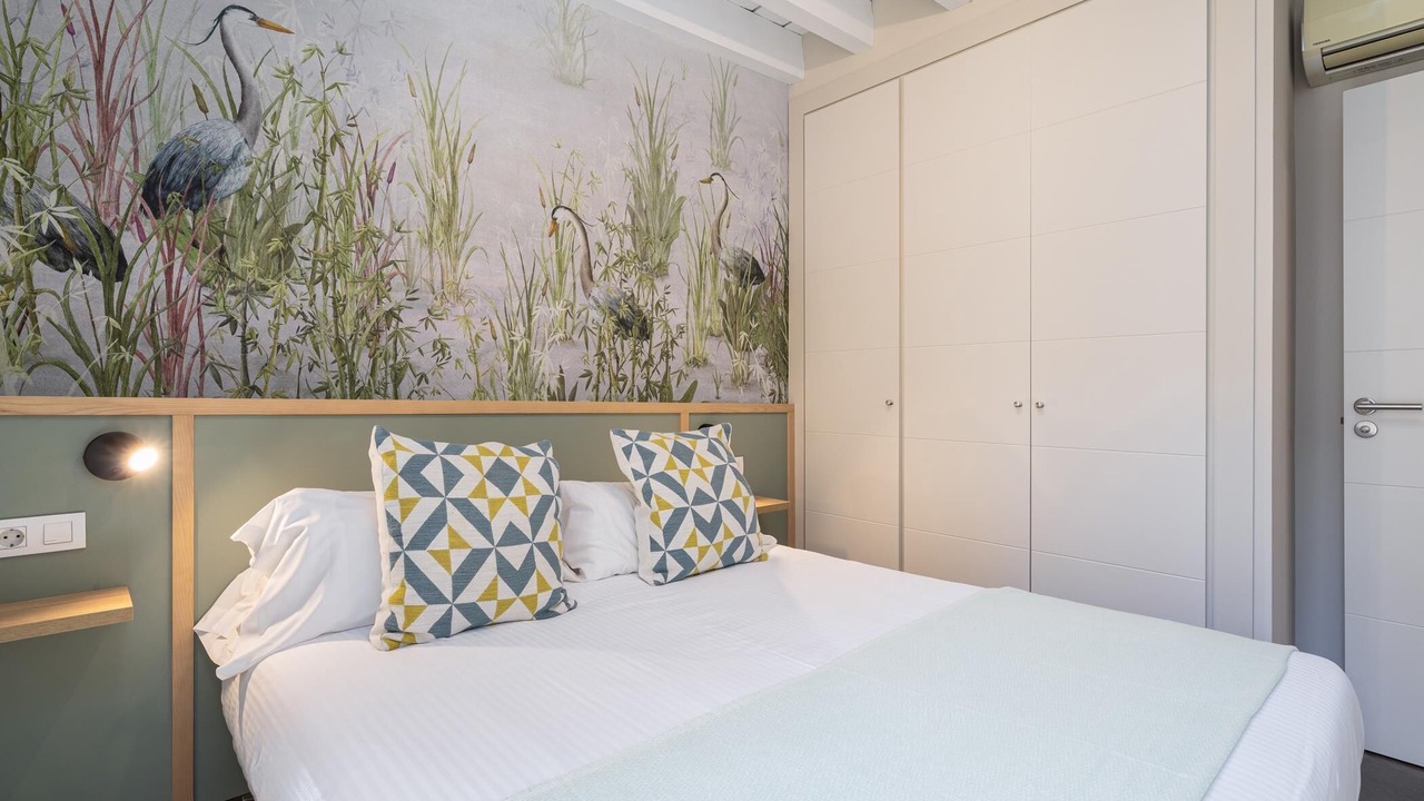 Photo of Bedroom in Central District