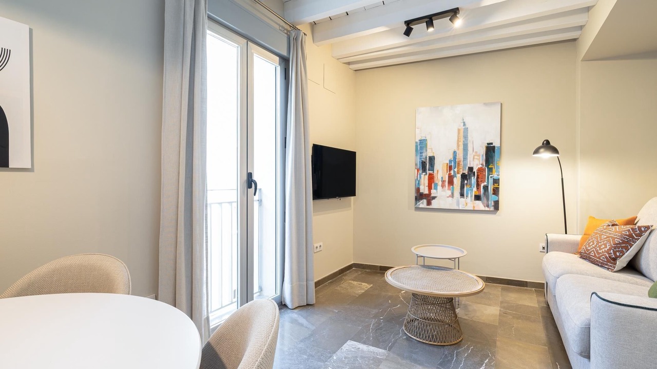 Photo of Livingroom in Central District