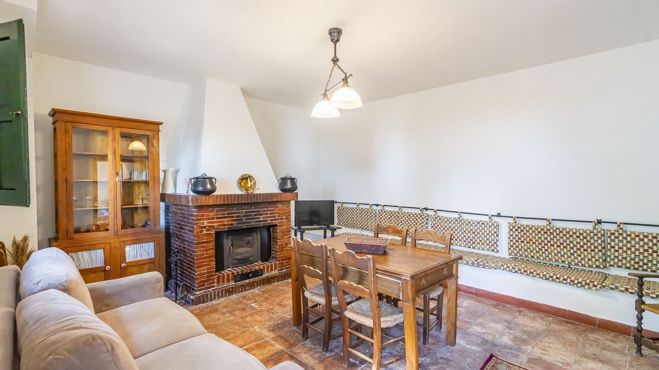 Photo of Livingroom in Teba