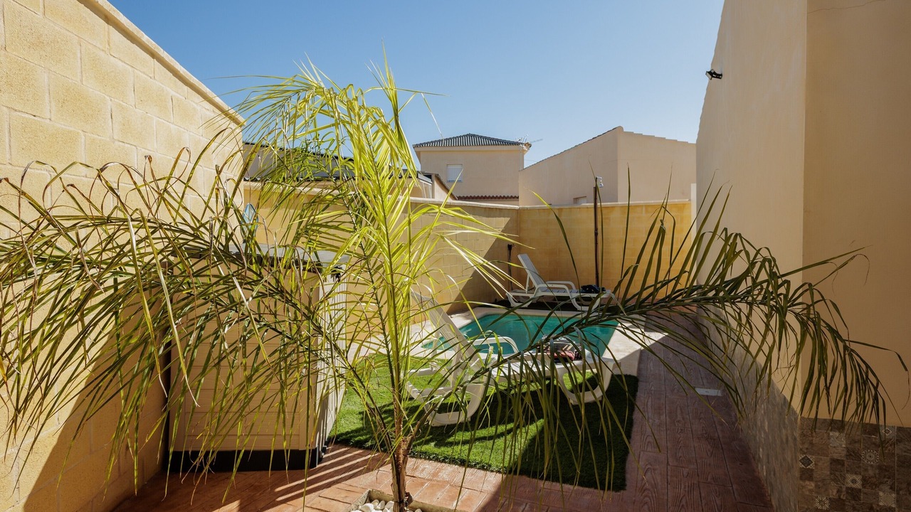 Photo of Patio Balcony in La Rinconada