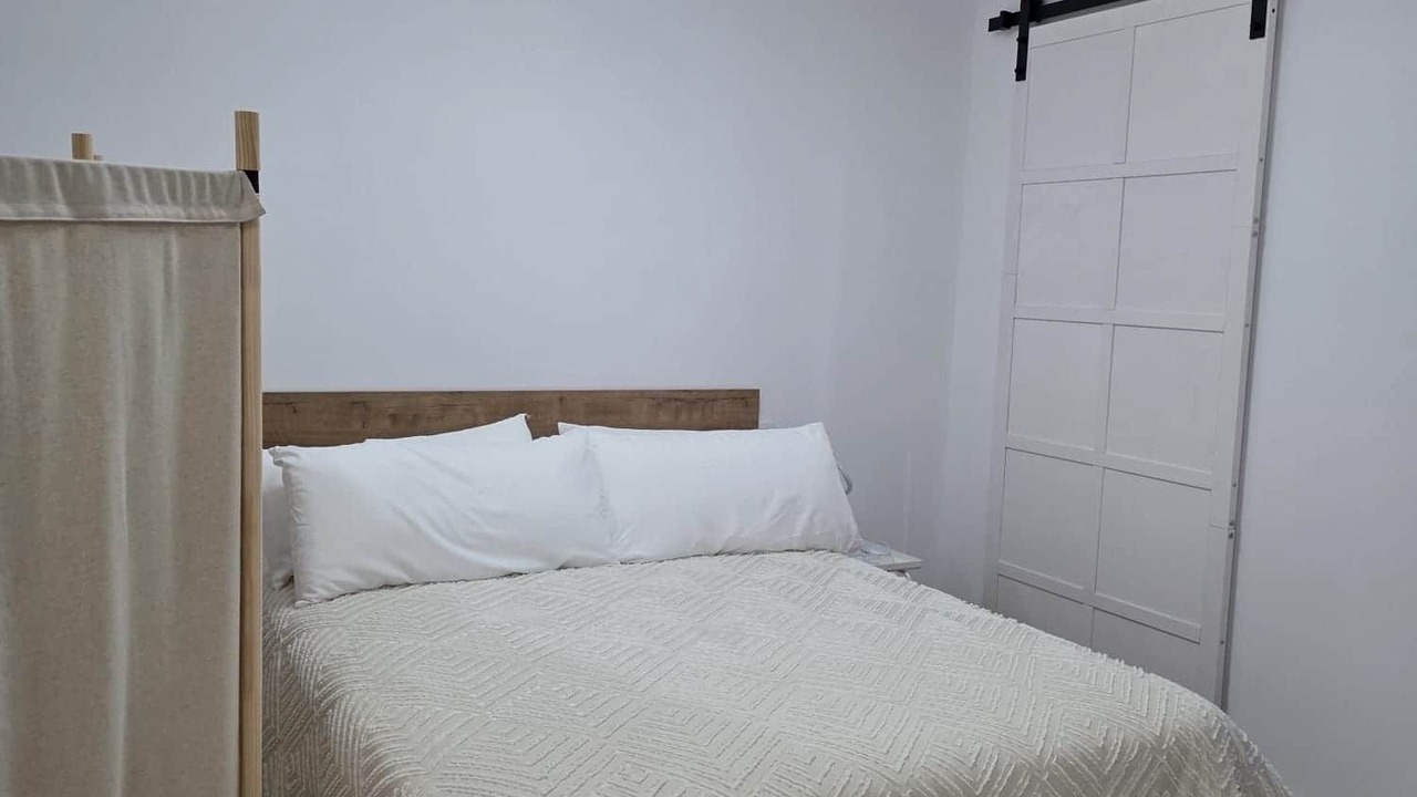 Photo of Bedroom in Badajoz Old Town