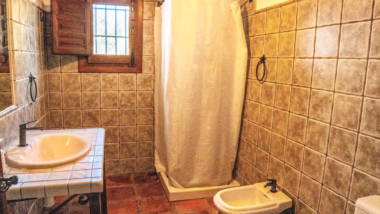 Photo of Bathroom in Los Romanes