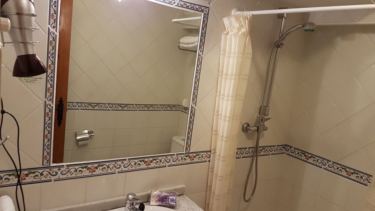 Photo of Bathroom in Navarredonda de Gredos