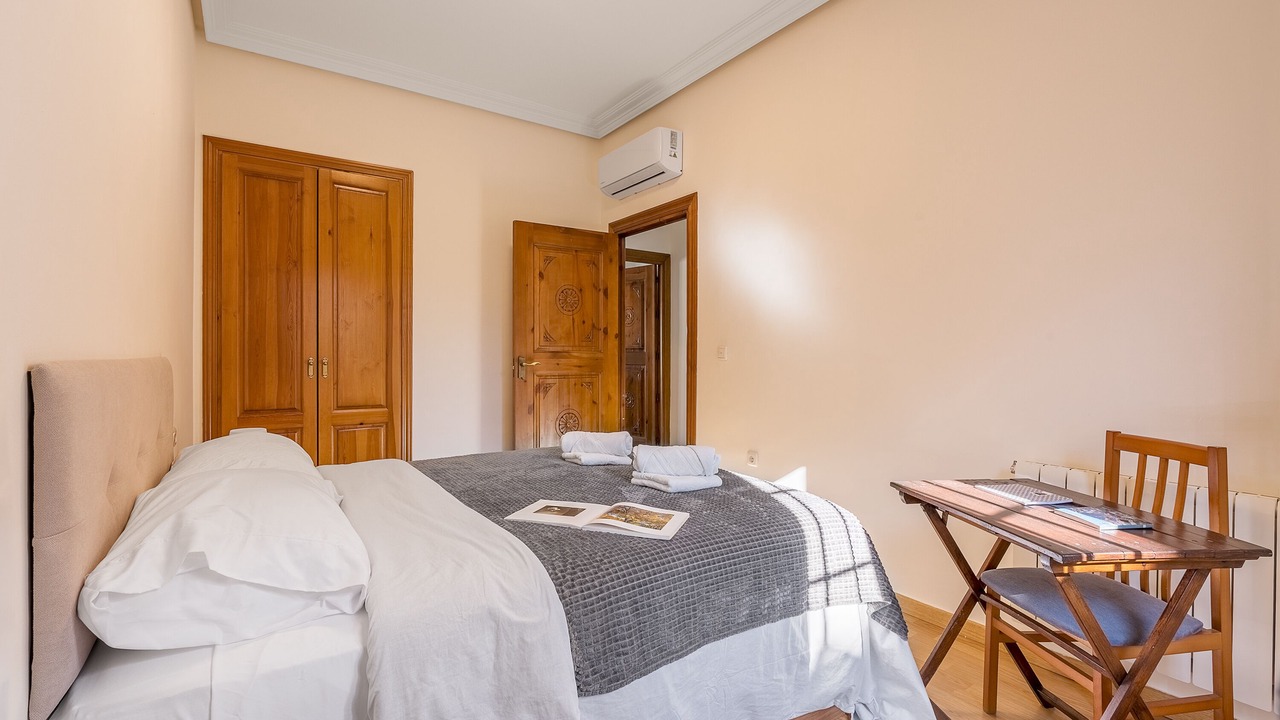 Photo of Bedroom in Las Gabias