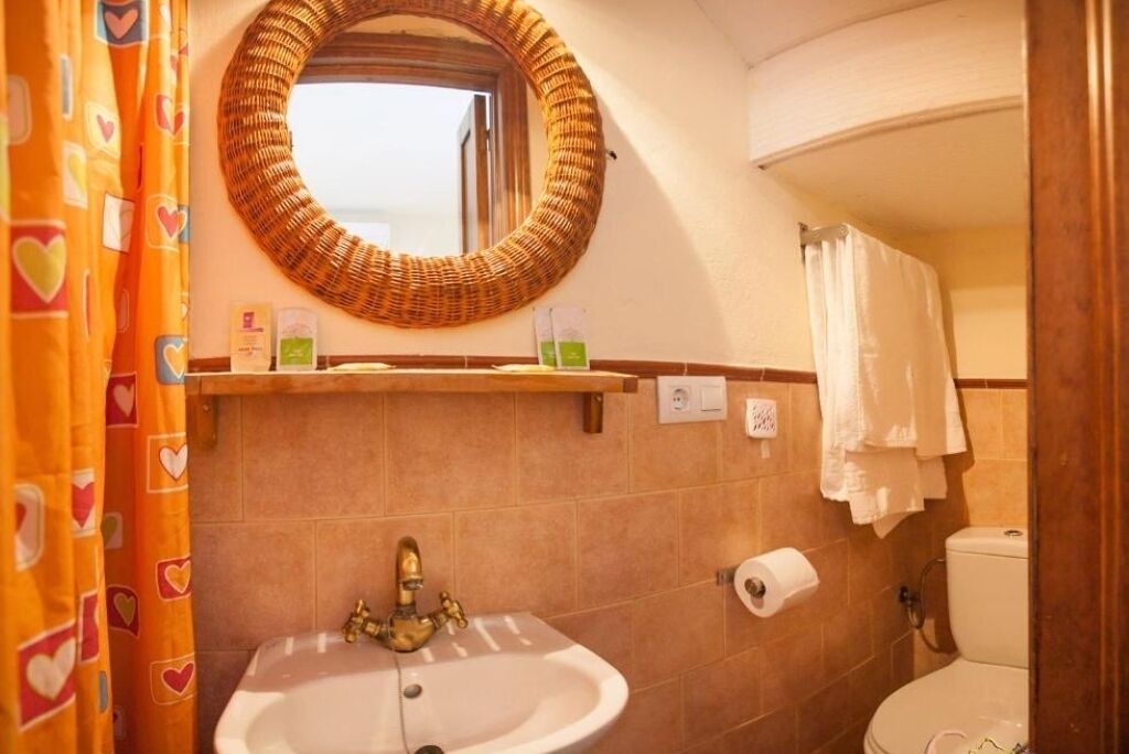 Photo of Bathroom in Espiel
