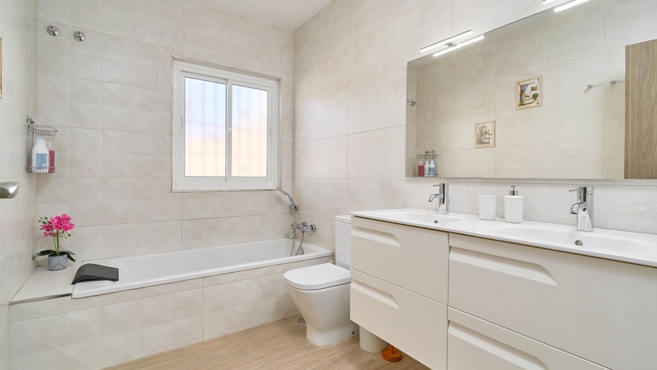 Photo of Bathroom in Rincon de la Victoria