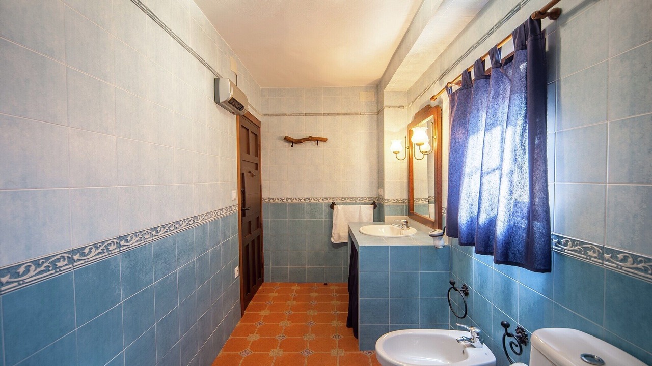 Photo of Bathroom in Las Lagunillas