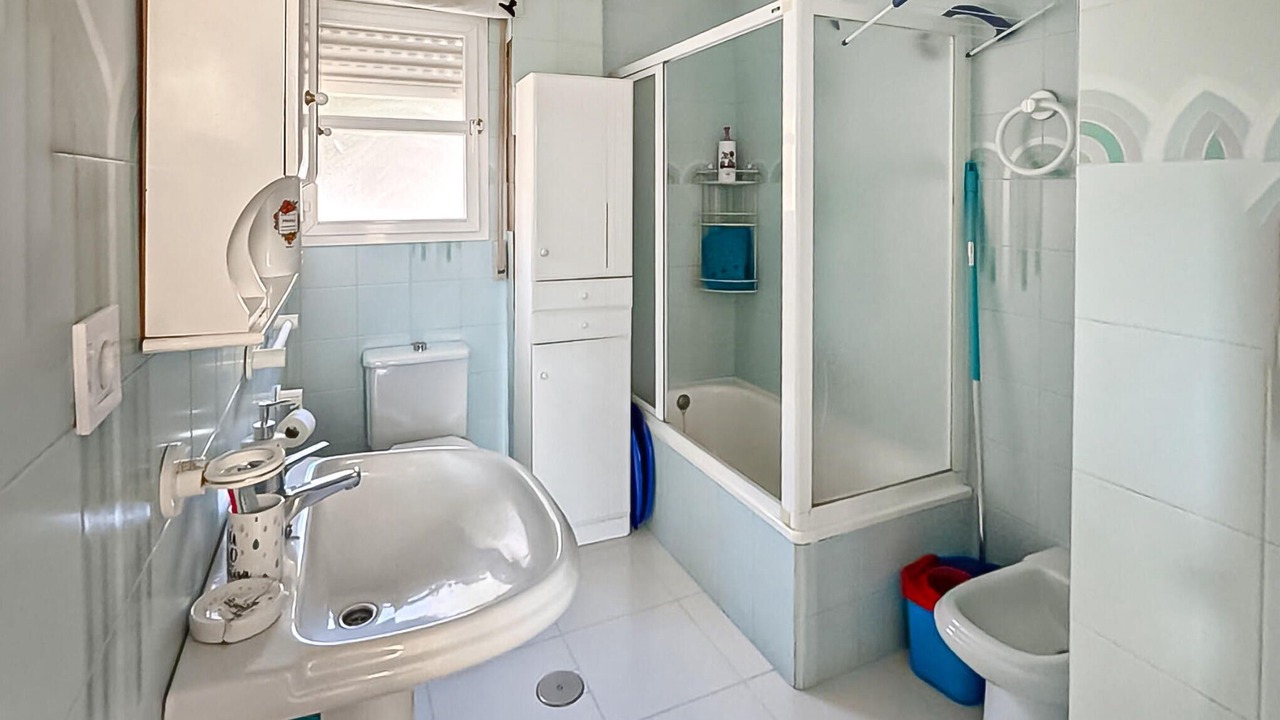 Photo of Bathroom in Cenes de la Vega