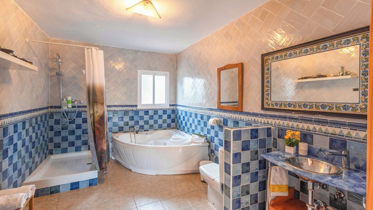 Photo of Bathroom in Canillas de Aceituno