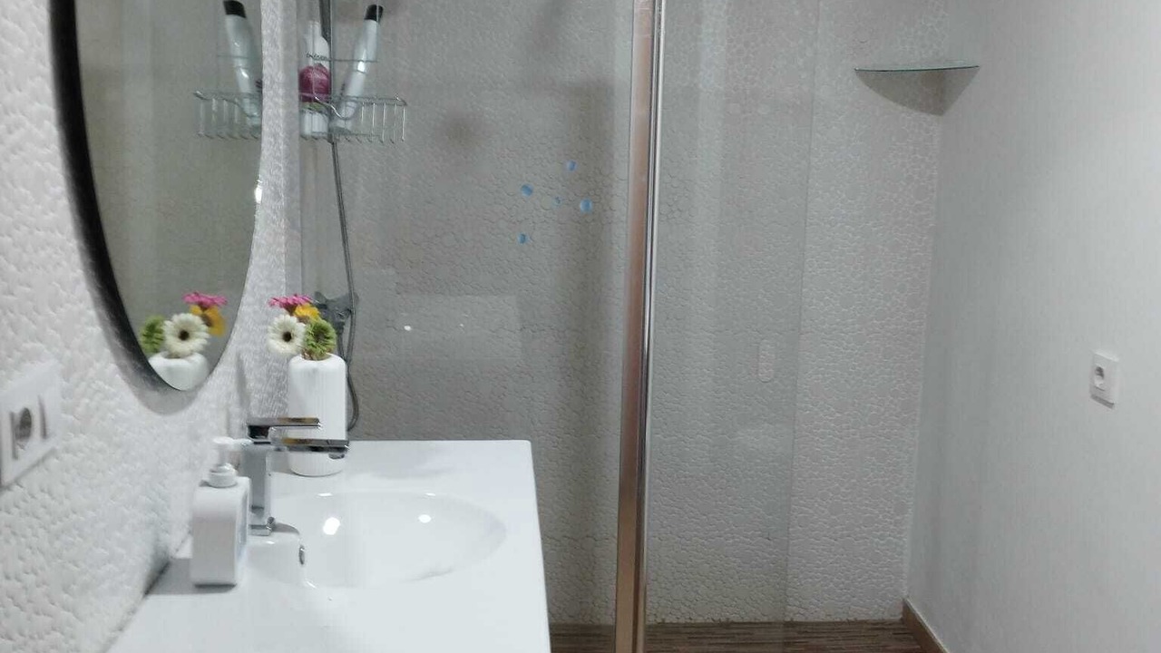 Photo of Bathroom in San Fernando