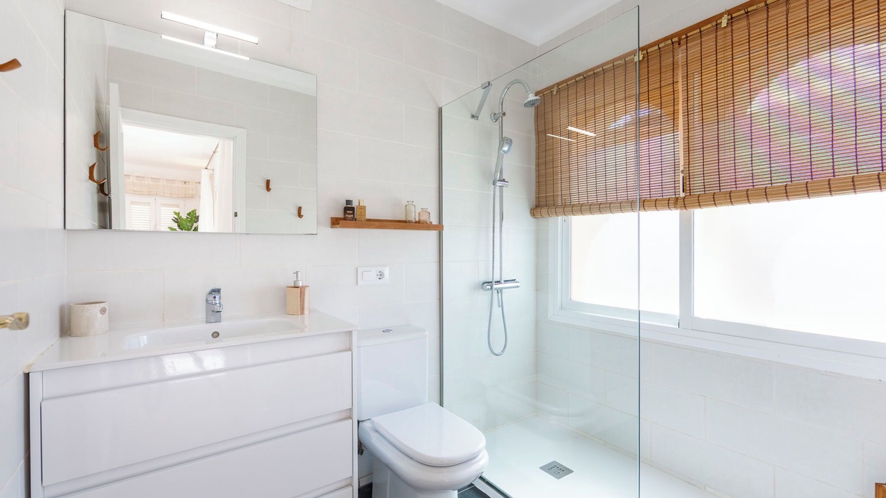 Photo of Bathroom in Turre