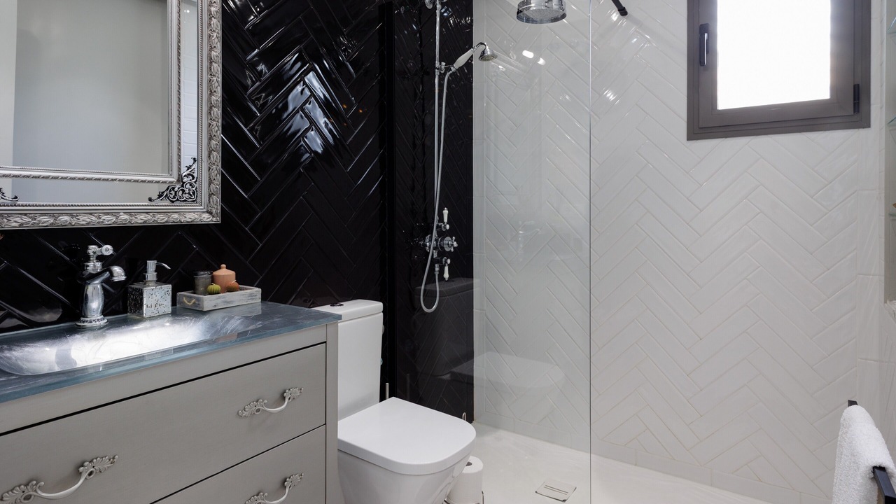Photo of Bathroom in Palomares del Rio