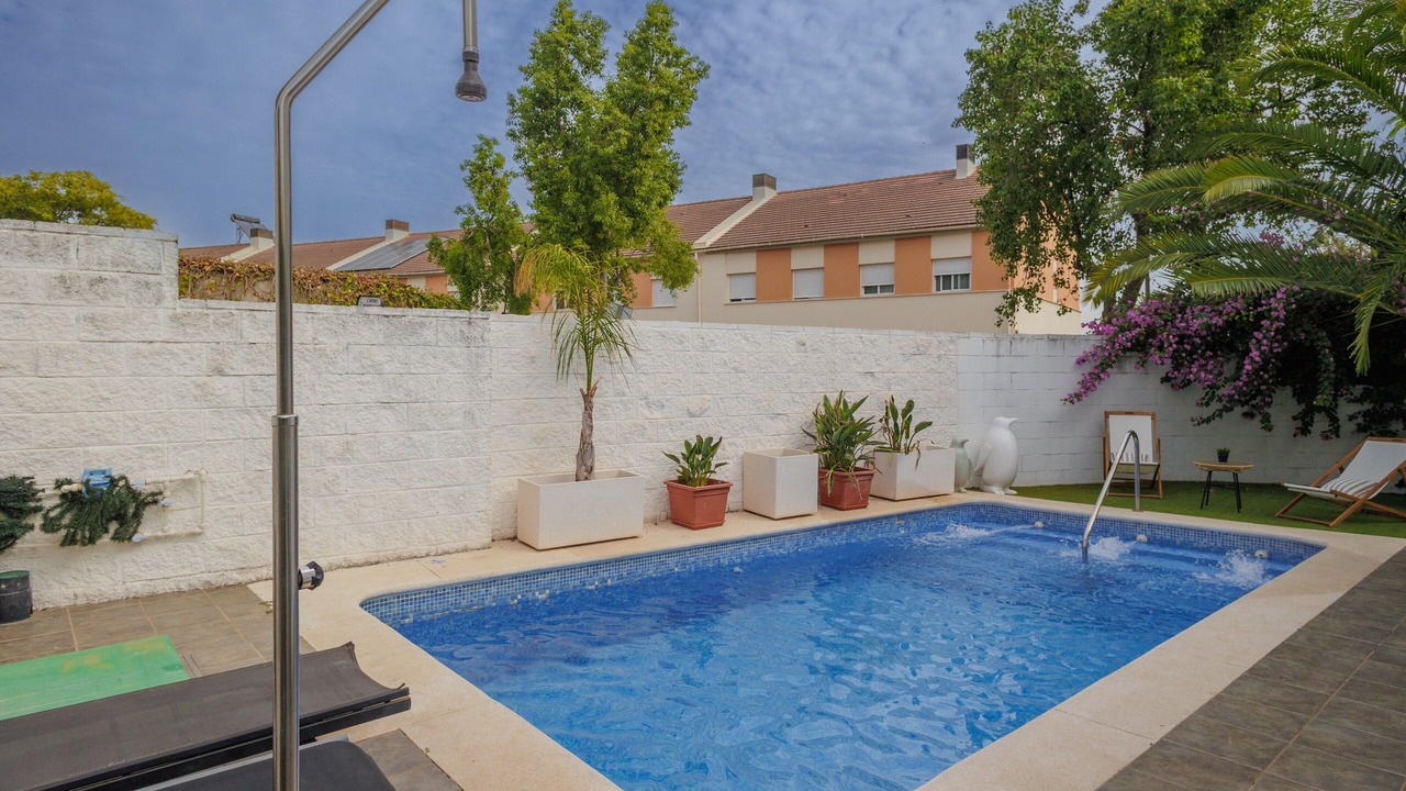 Photo of Outdoor in Palomares del Rio