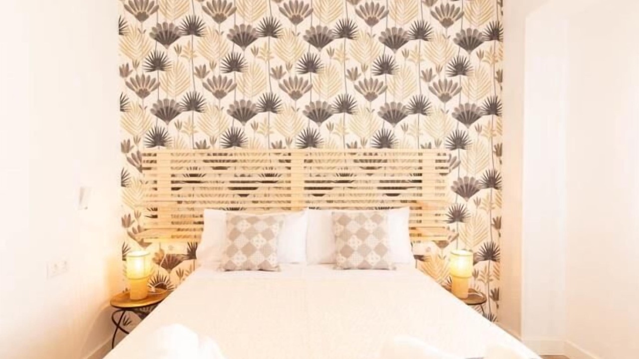 Photo of Bedroom in Figares