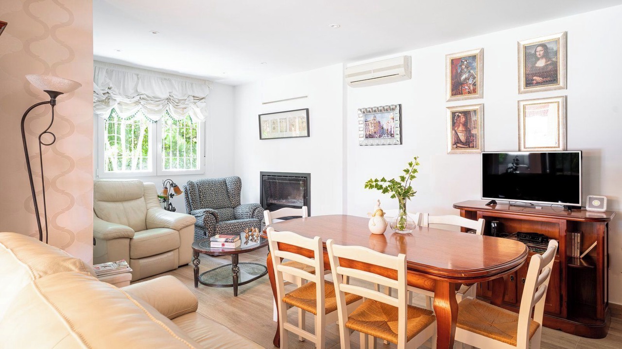 Photo of Livingroom in Cullar Vega