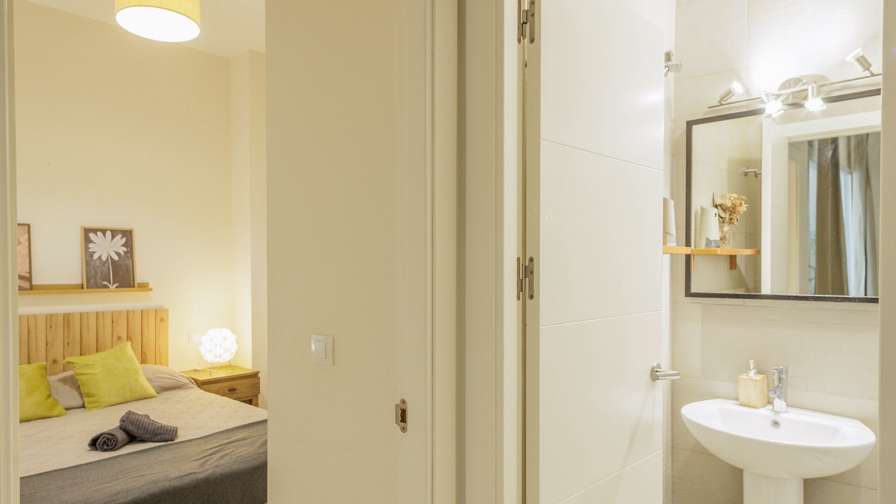 Photo of Bedroom in Doctor Barraquer-Grupo Renfe-Policlinico