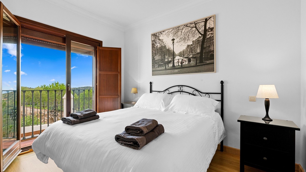 Photo of Bedroom in Casares