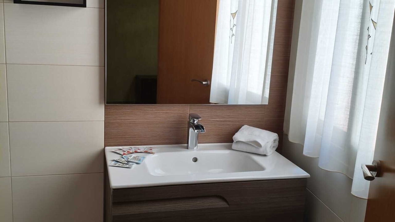 Photo of Bathroom in Atarfe