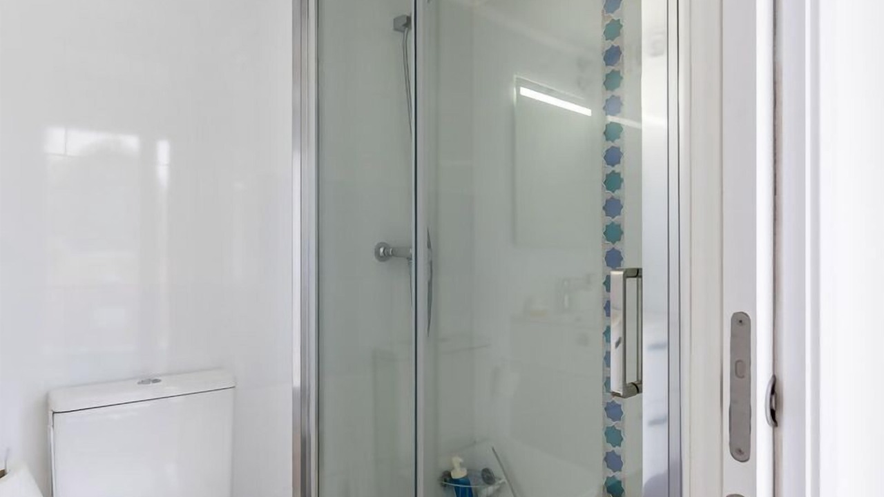Photo of Bathroom in Central District