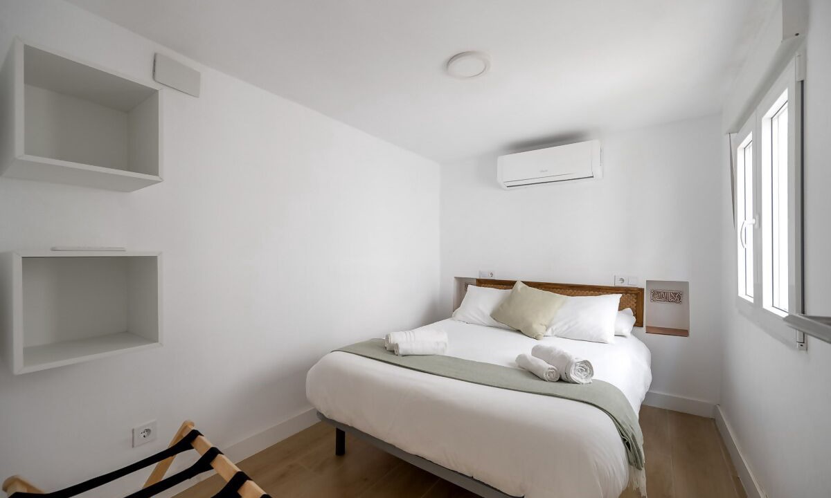 Photo of Bedroom in Central District