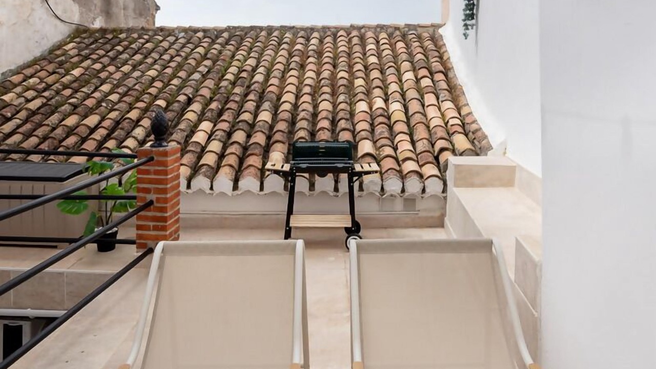 Photo of Patio Balcony in Central District