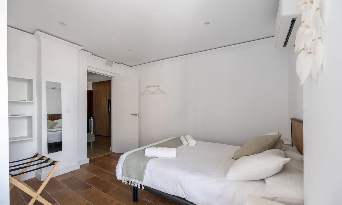 Photo of Bedroom in Central District