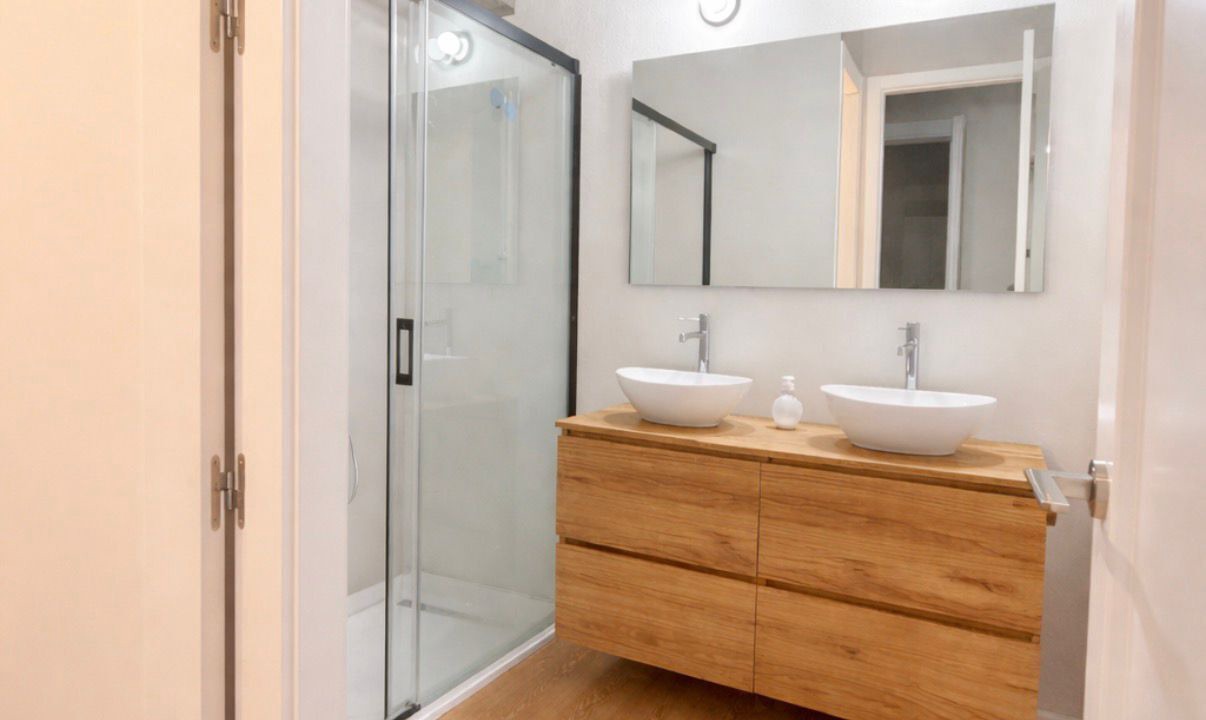 Photo of Bathroom in San Fernando