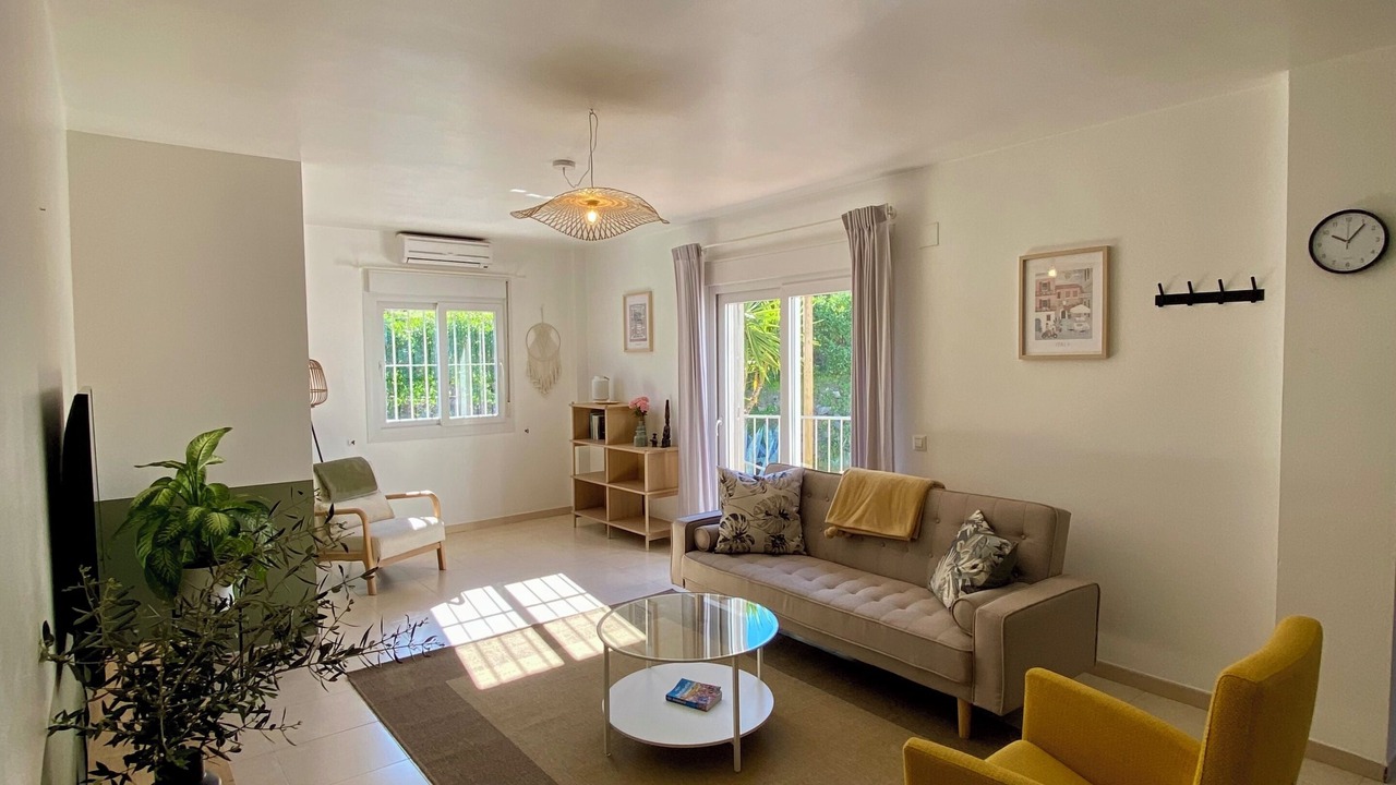 Photo of Livingroom in Sayalonga