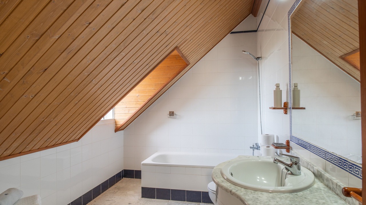 Photo of Bathroom in Montoro