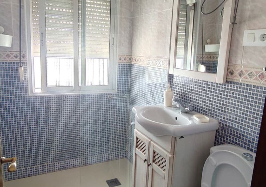 Photo of Bathroom in Alcala de los Gazules