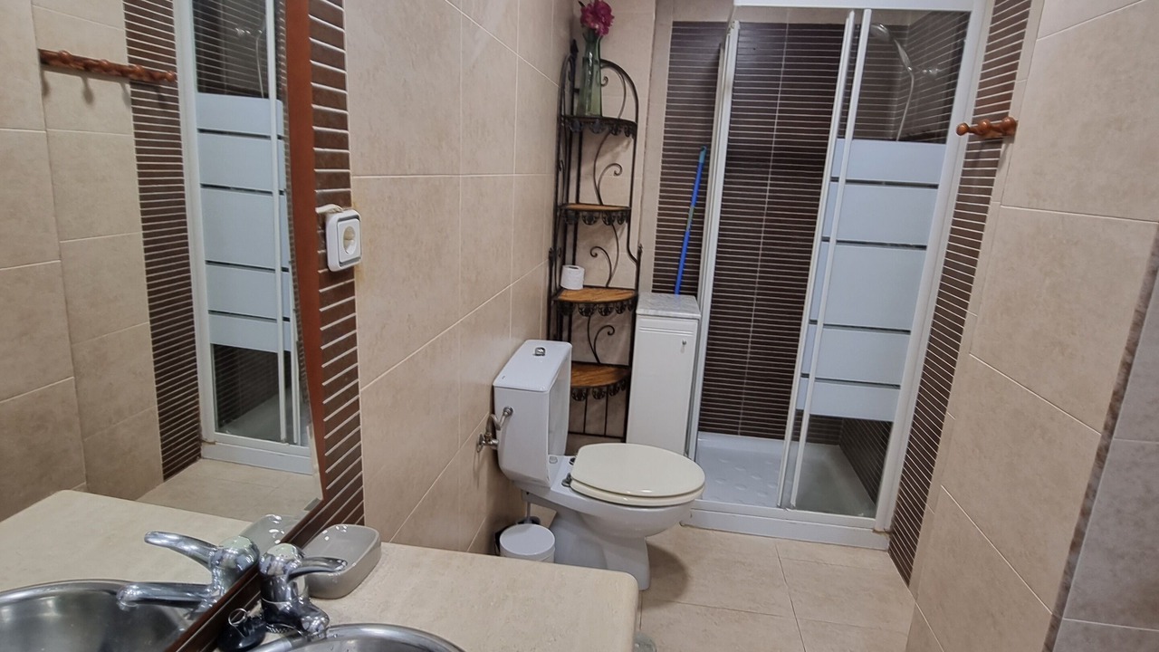 Photo of Bathroom in La Trinidad-San Juan y Todos los Santos