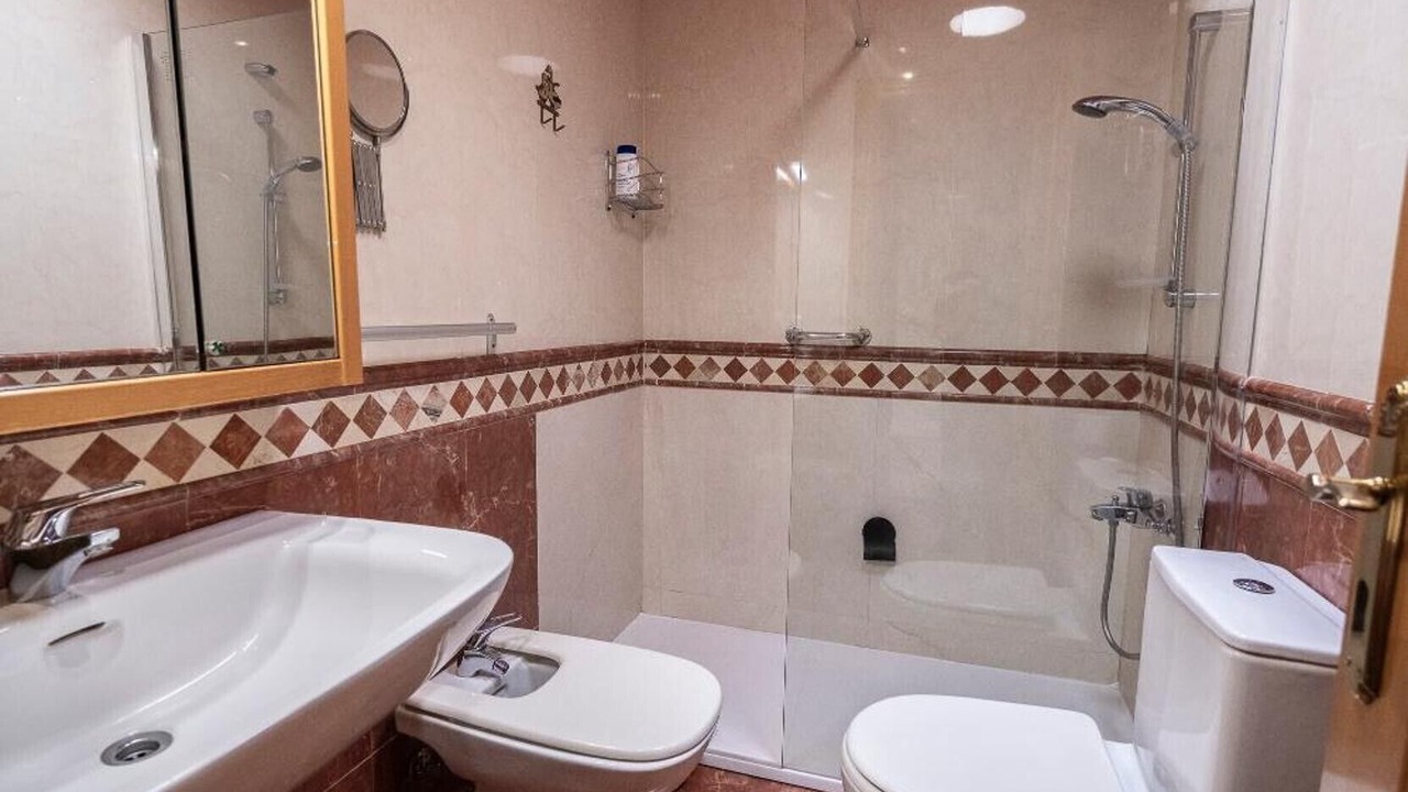 Photo of Bathroom in Genil