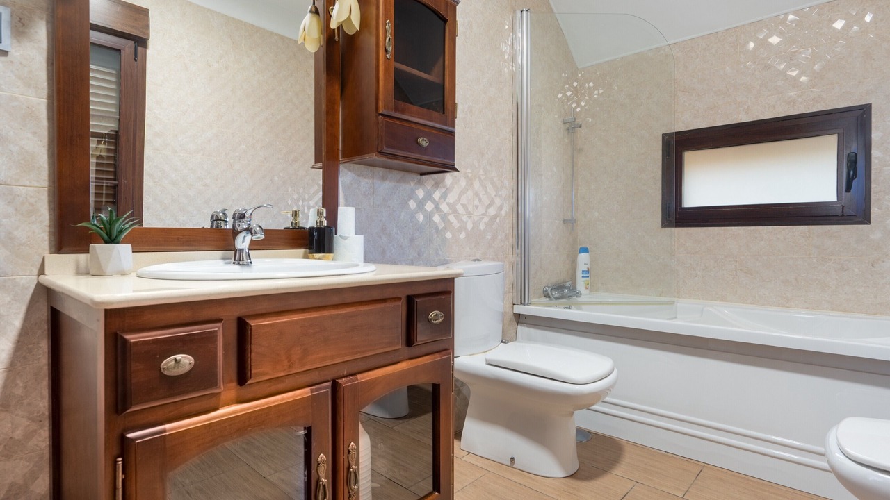 Photo of Bathroom in Lora Del Rio