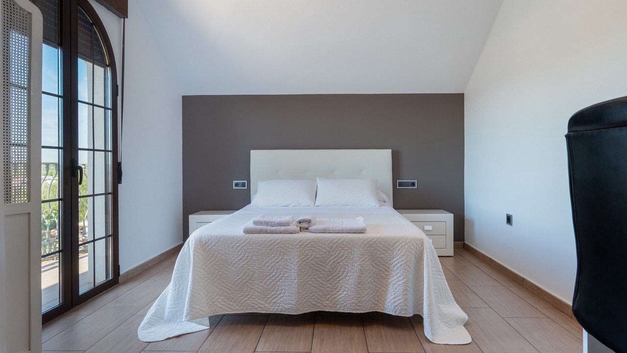 Photo of Bedroom in Lora Del Rio