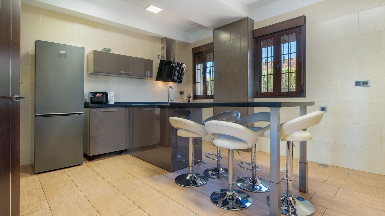 Photo of Kitchen in Lora Del Rio