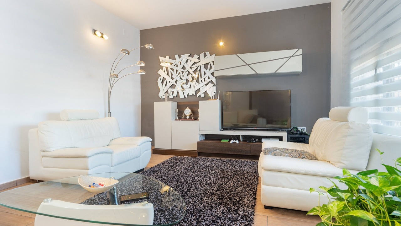 Photo of Livingroom in Lora Del Rio