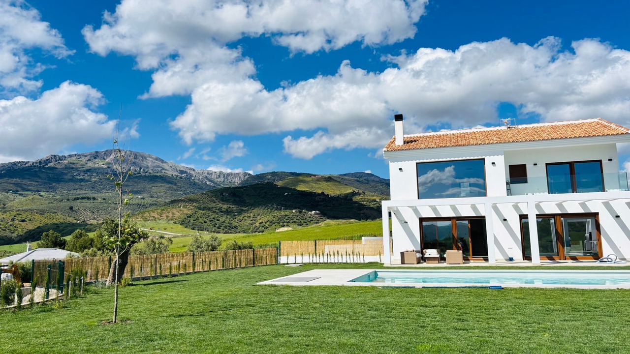 Photo of Outdoor in Colmenar