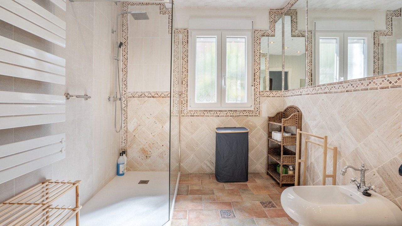 Photo of Bathroom in Gojar