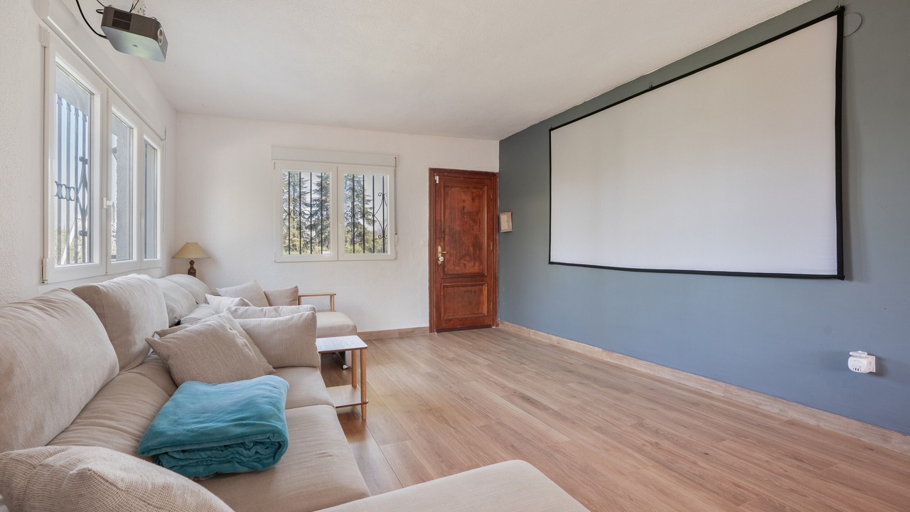 Photo of Livingroom in Gojar