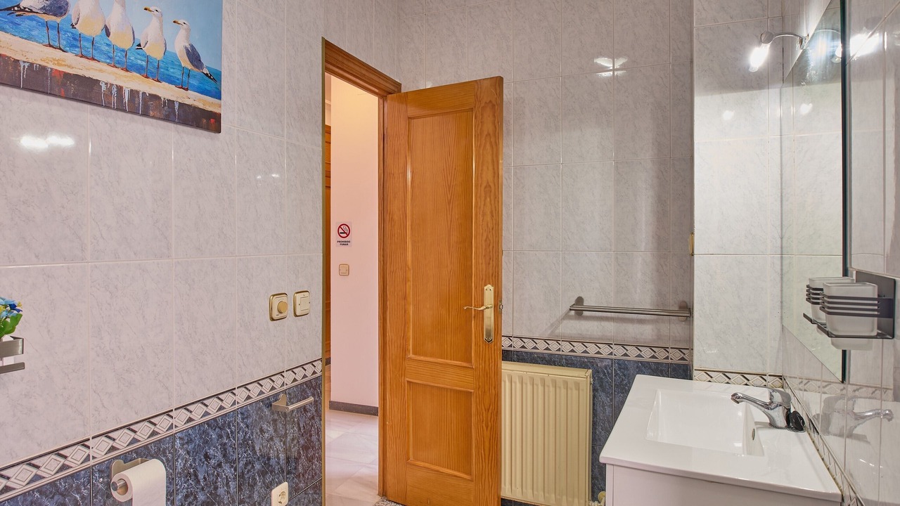 Photo of Bathroom in Rute