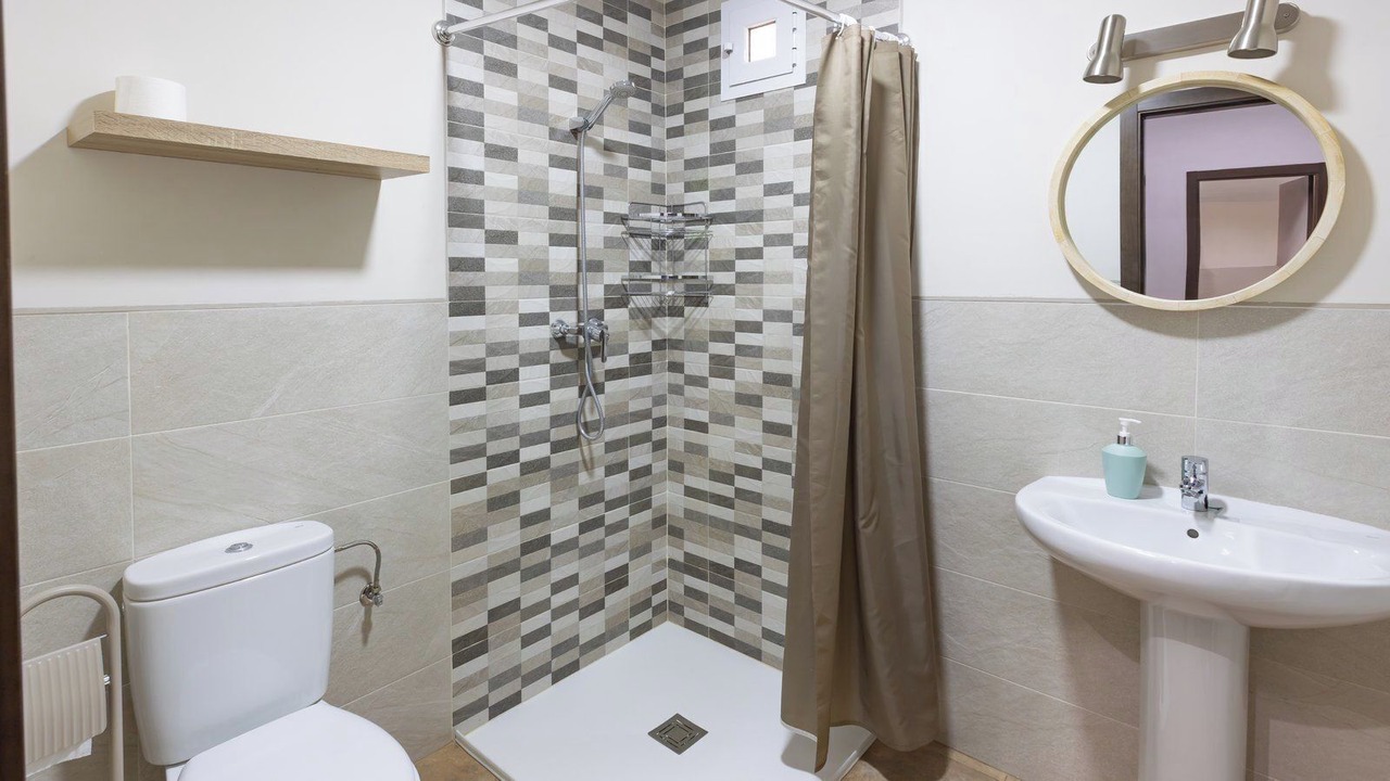 Photo of Bathroom in Carcabuey