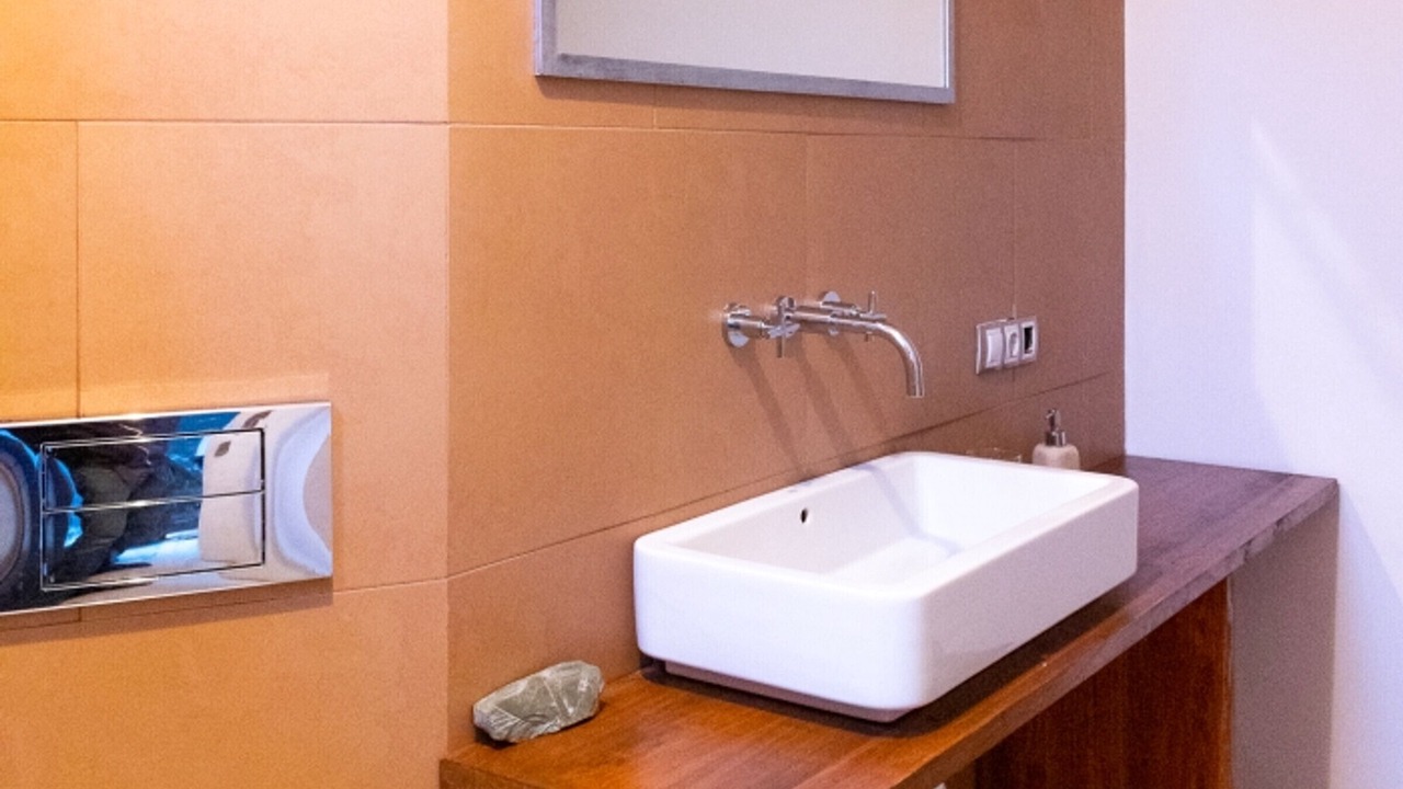 Photo of Bathroom in Feria