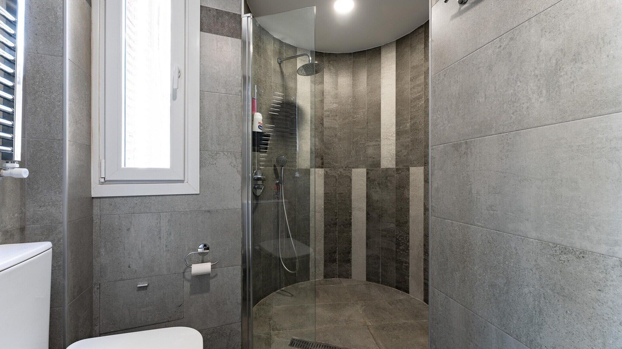 Photo of Bathroom in Torremolinos City Centre