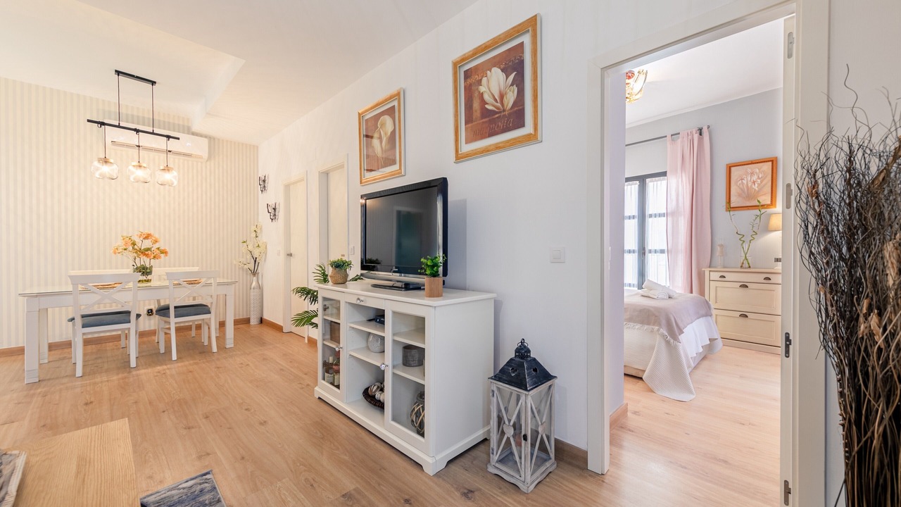 Photo of Bedroom in Alameda